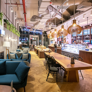 베트남에 위치한 파리바게뜨의 모습 2 베트남에 위치한 파리바게뜨의 모습 2