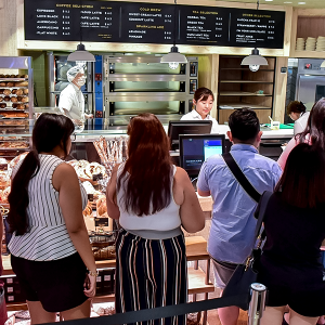 싱가포르 주얼 창이에 오픈한 메종드  피비