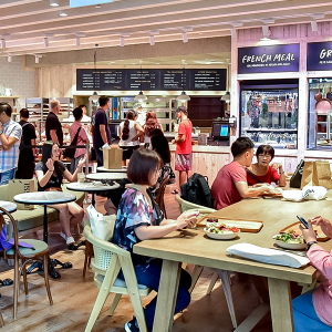 싱가포르 주얼 창이에 오픈한 메종드  피비