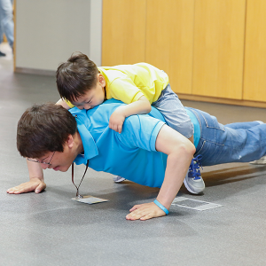 아이들과 몸으로 직접 교감할 수 있는 ‘런닝미션’