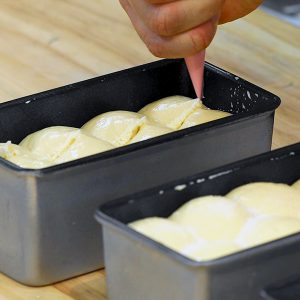 버터를 올려 풍미가 가득한 식빵 버터를 올려 풍미가 가득한 식빵