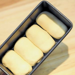 4개의 반죽 조각 배열 4개의 반죽 조각 배열