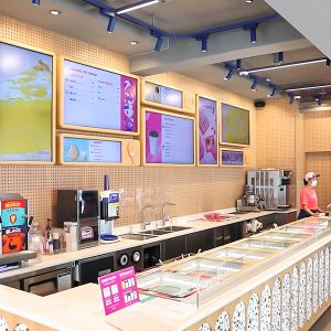 ’뉴BR’ 콘셉트의 매장 내부