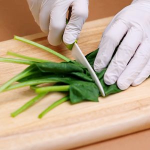 시금치는 반으로 잘라주세요 시금치는 반으로 잘라주세요