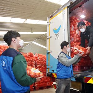 무안 양파를 싣고가는 SPC그룹 무안 양파를 싣고가는 SPC그룹
