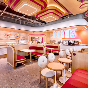 ‘뉴 던킨’ 콘셉트를 매장 곳곳에 적용한 던킨 매장 ‘뉴 던킨’ 콘셉트를 매장 곳곳에 적용한 던킨 매장