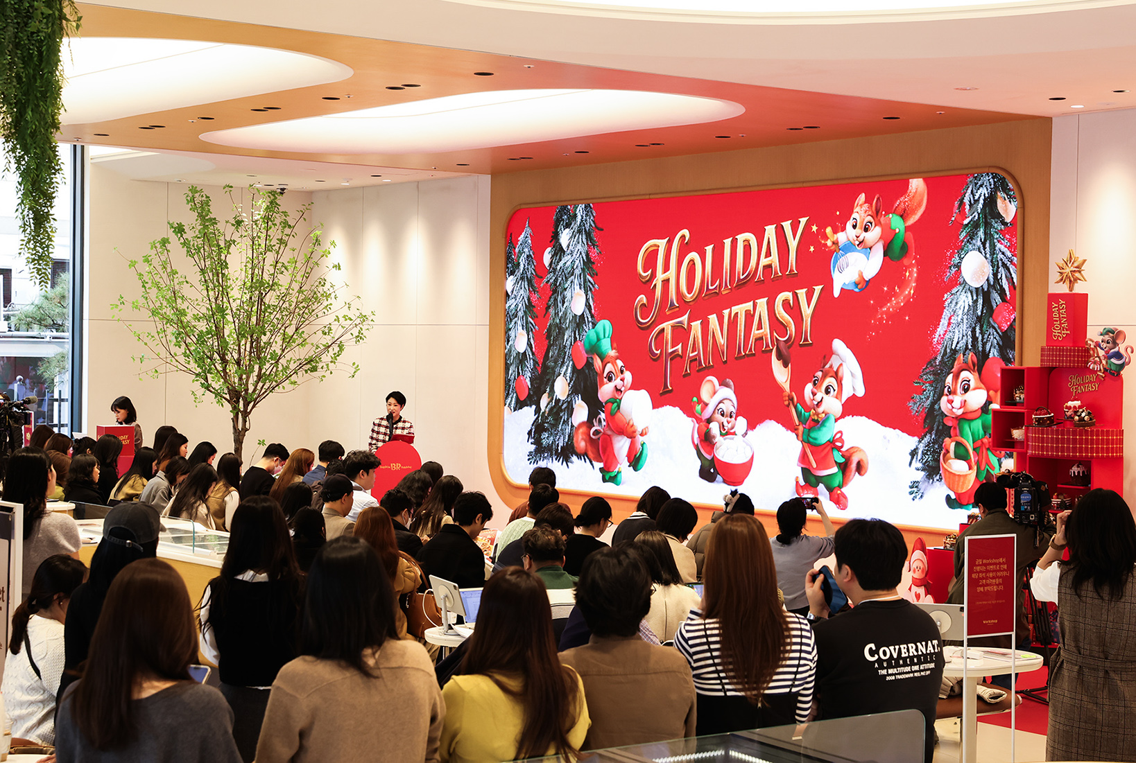 [이미지2] 보도자료 SPC 배스킨라빈스 2025 크리스마스 캠페인 홀리데이 판타지 공개