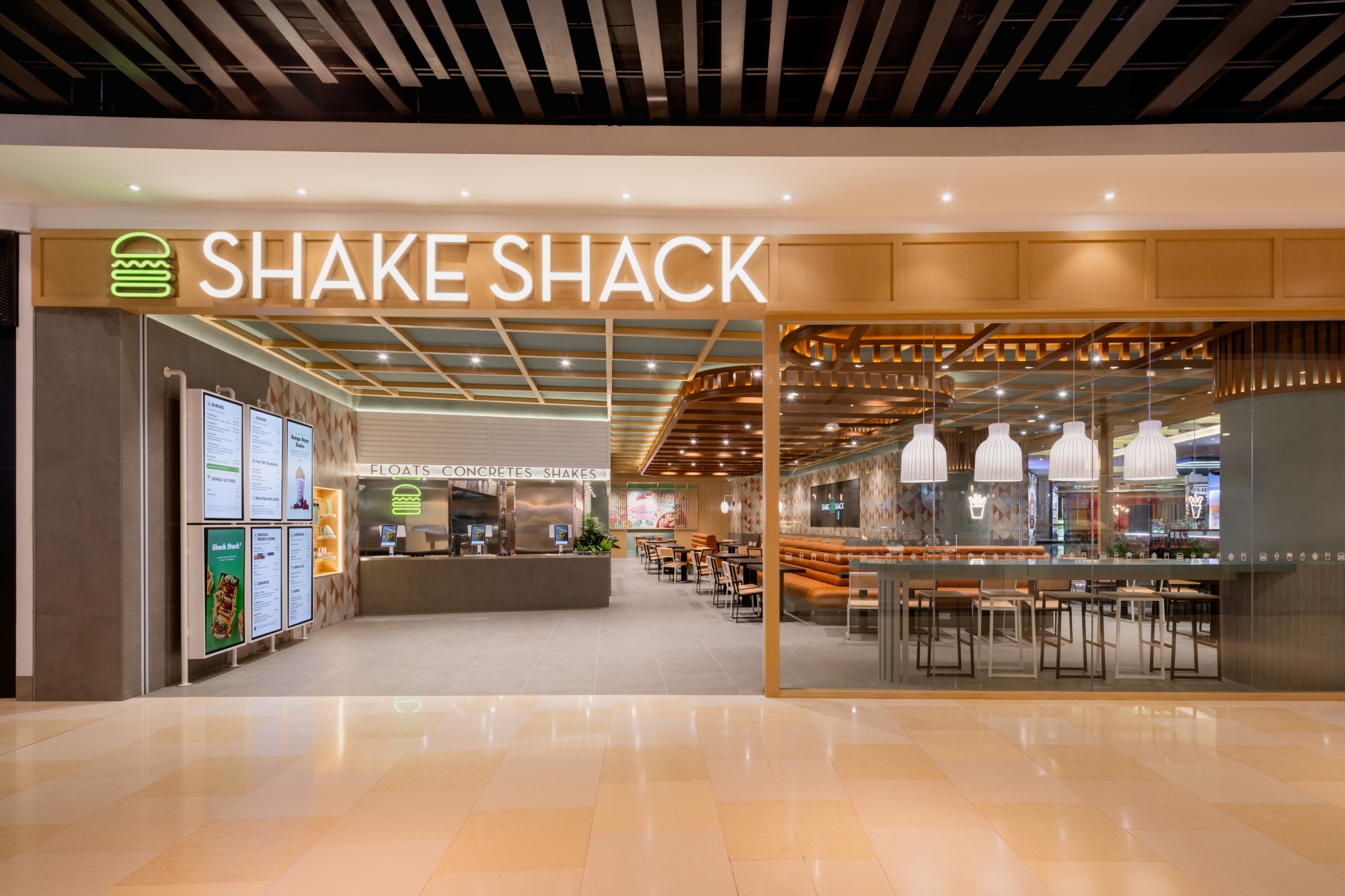 (사진3) 쉐이크쉑 말레이시아 4호 파빌리온 쿠알라룸푸르점 매장 외관/내관